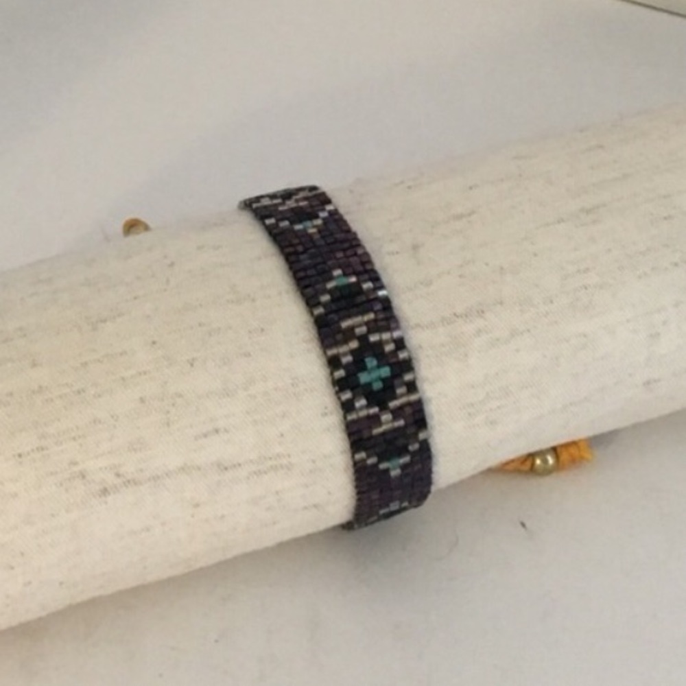 Aztec Boho New Beaded Bracelet - Picture 2 of 6